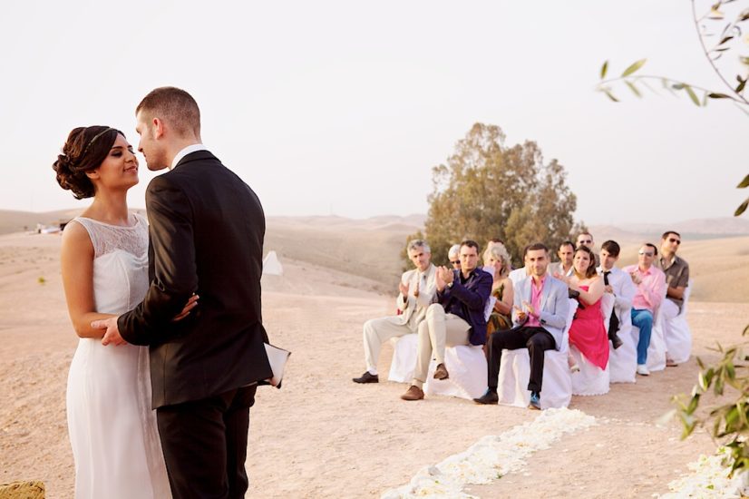 wedding in Marrakech La Pause ceremony ©lasdecoeur