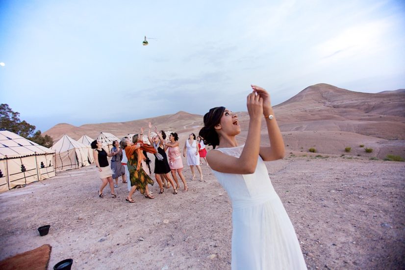 wedding in Marrakech La Pause ceremony bouquet ©lasdecoeur